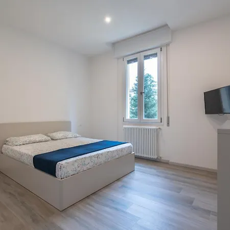 Fiera 4 - Centro Apartament *