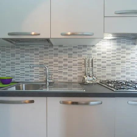 Apartament Fiera 4 *